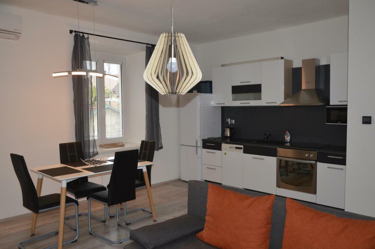 Apartmanovy Byt Třeboň Esterno foto