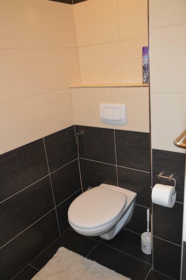 Apartmanovy Byt Třeboň Esterno foto