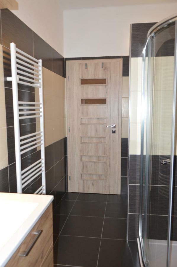 Apartmanovy Byt Třeboň Esterno foto