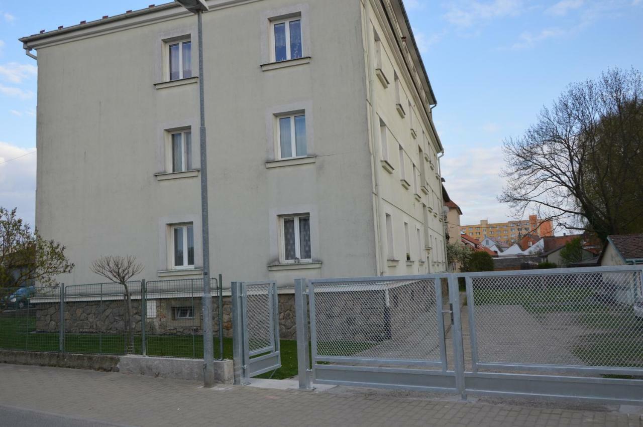 Apartmanovy Byt Třeboň Esterno foto