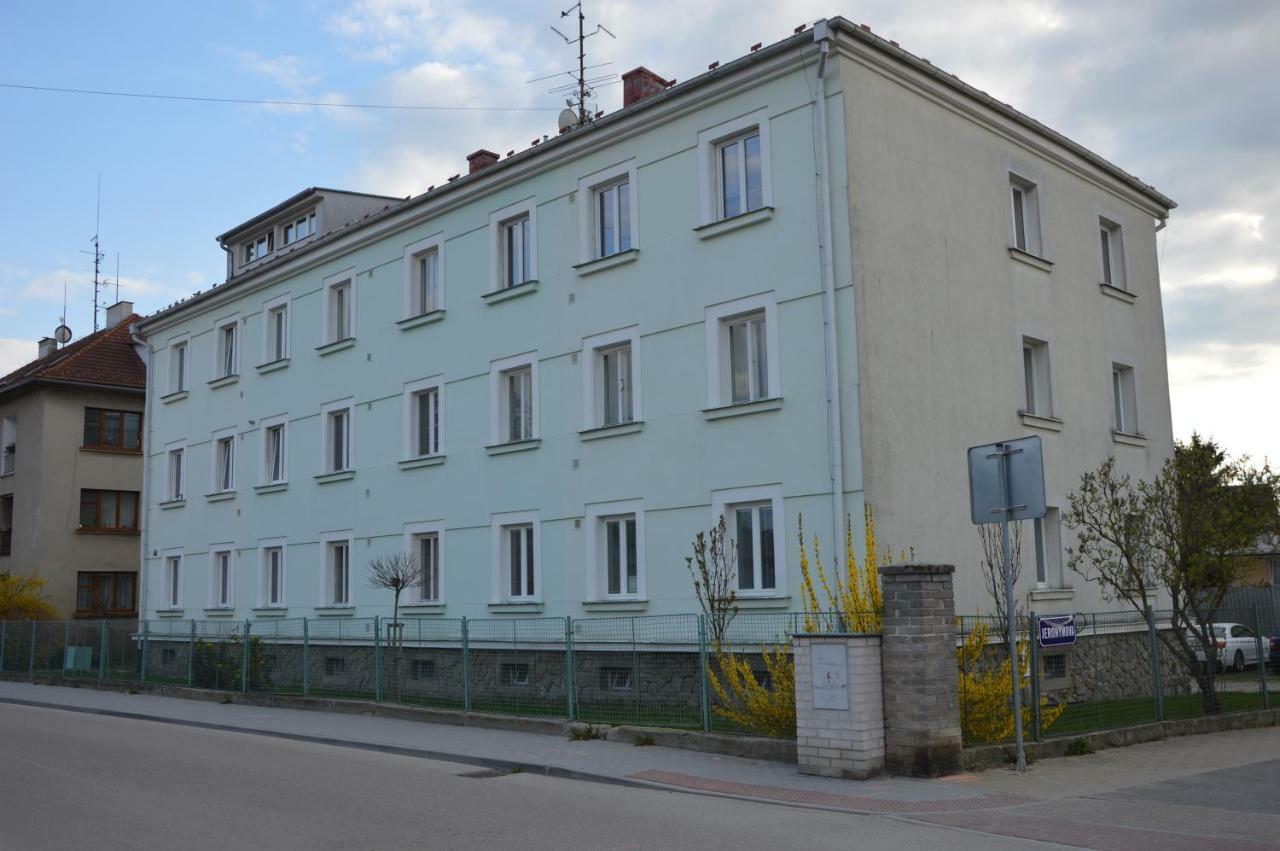 Apartmanovy Byt Třeboň Esterno foto